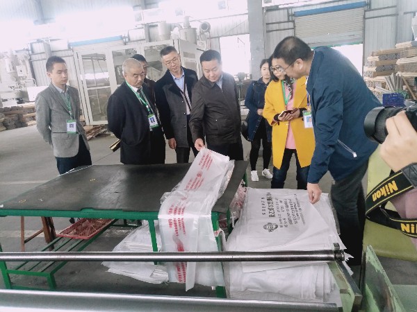 微信图片_20171019162409_副本.jpg